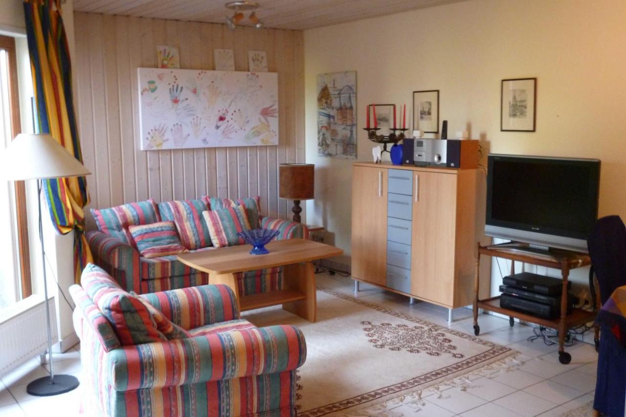 Ferienwohnung Rehgarten Momlingen エクステリア 写真