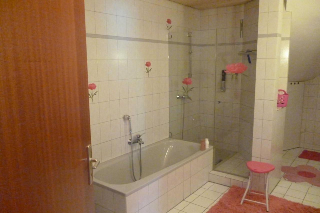 Ferienwohnung Rehgarten Momlingen エクステリア 写真